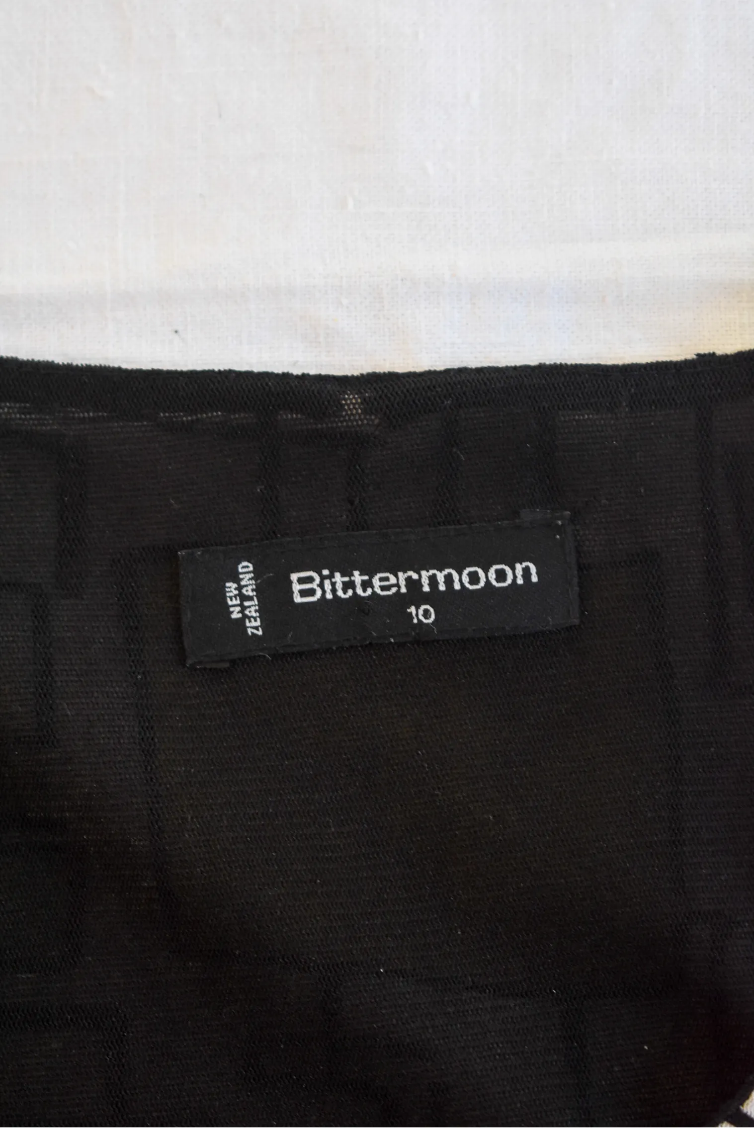 Bittermoon NZ made retro vibes mesh top, 10
